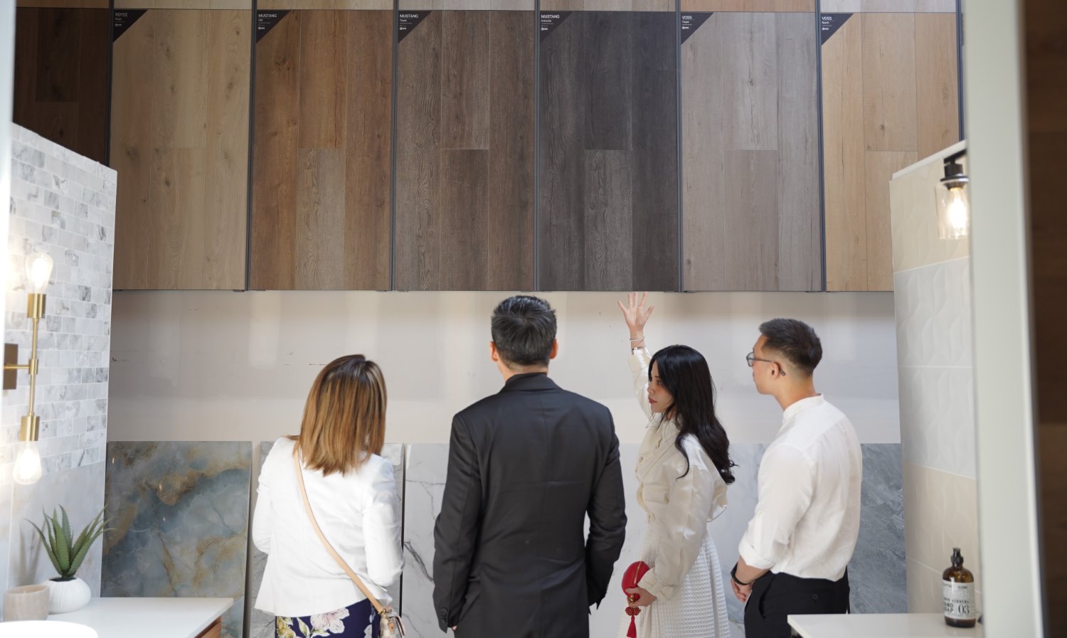 Why Partner with Oscar Surfaces for B2B Trading?