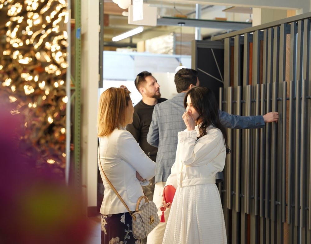 Join Forces with Oscar Surfaces 1